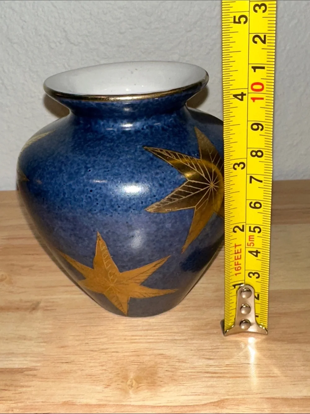 Vintage Toyo Trading Co The Gear Collection Blue Gold Star Ceramic Vase 5.5”